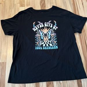 Free Kisses Graphic Tee